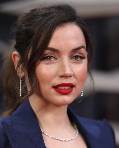 Ана де Армас